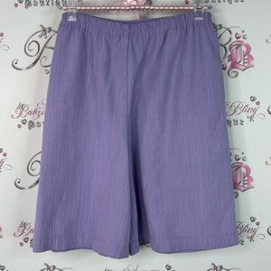 Linda lundstrom shorts vintage flowy Elegant Purple Women's Bermuda Shorts